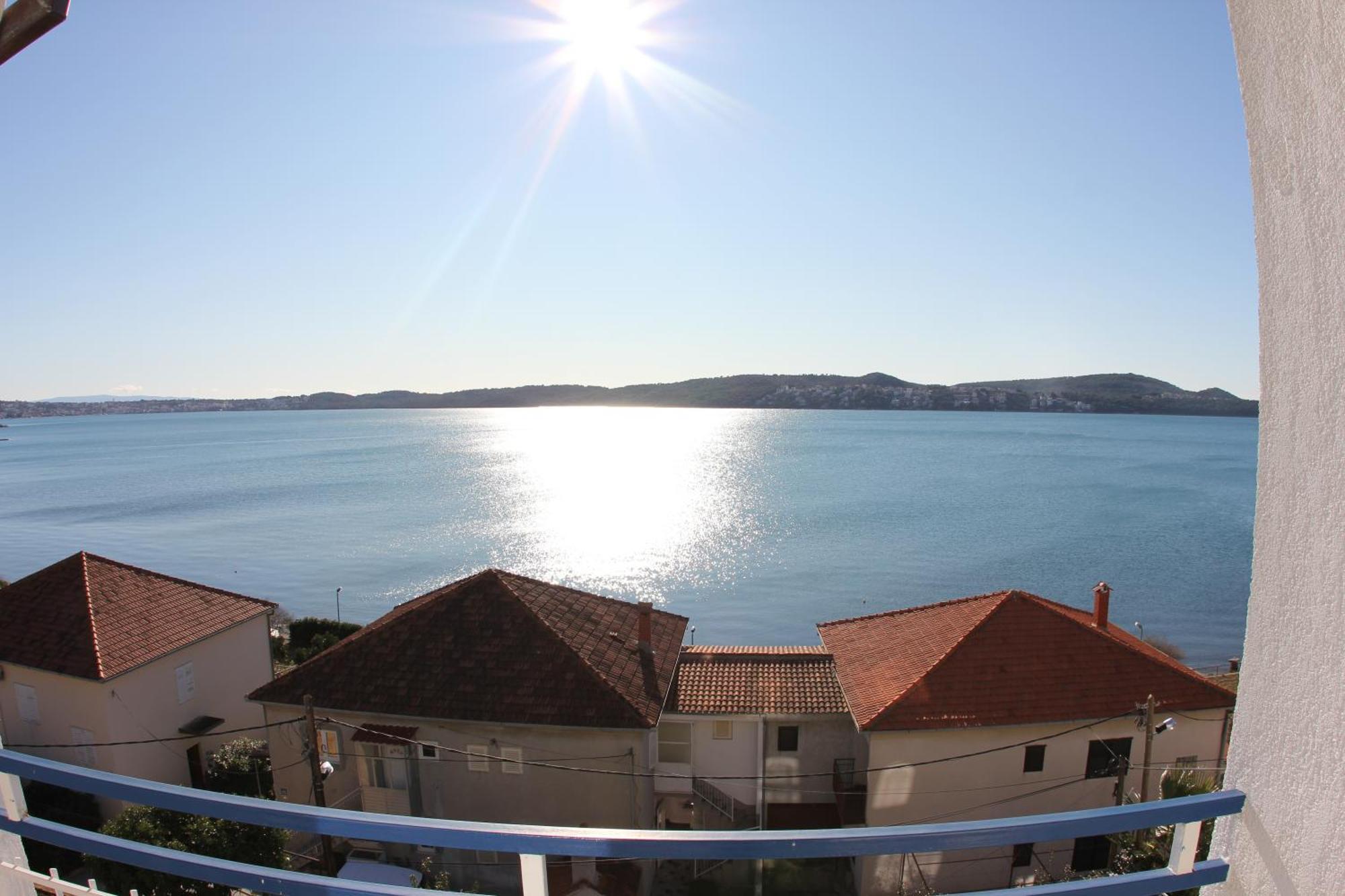 Hotel Bavaria Trogir Donji Seget Exterior foto