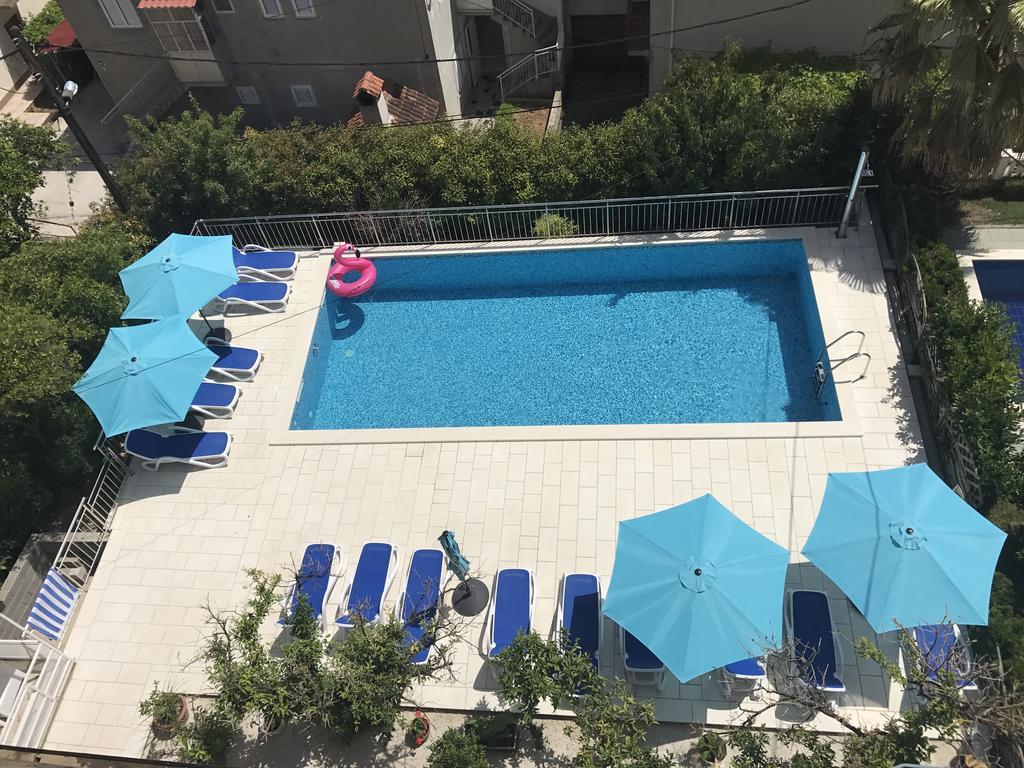 Hotel Bavaria Trogir Donji Seget Exterior foto
