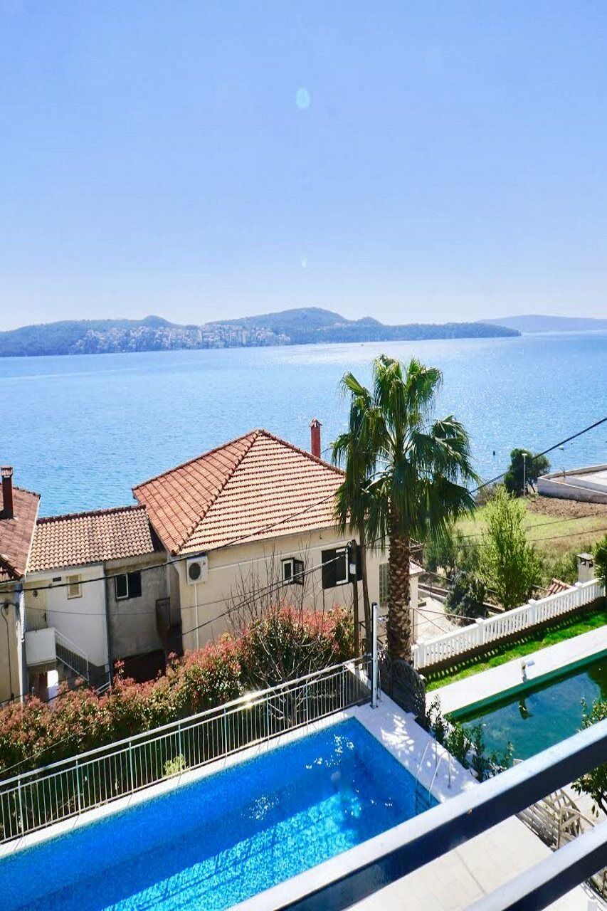 Hotel Bavaria Trogir Donji Seget Exterior foto